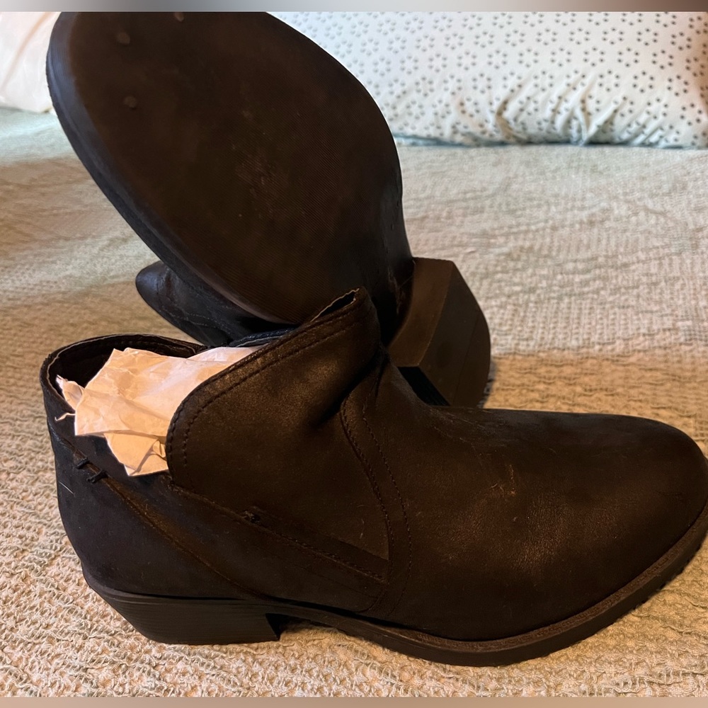 Lane Bryant 10.5  heeled black ankle boots 🥾🖤